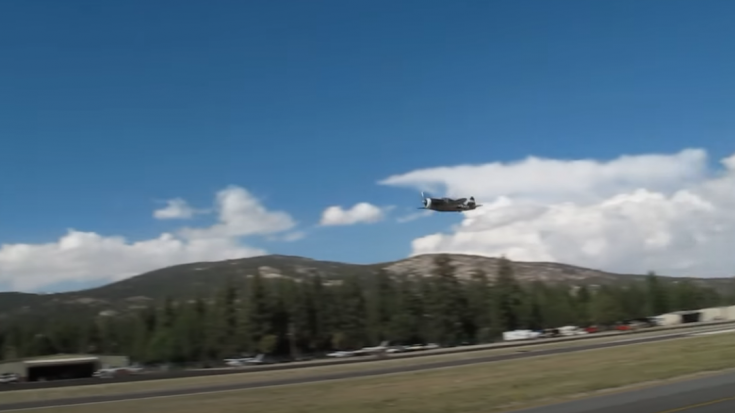 P-47 Thunderbolt High Speed Pass | World War Wings Videos