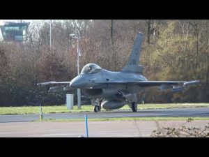 4x RNLAF F-16 Fighting Falcon Afternoon Wave after De-Icing runway