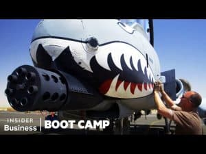 How Air Force Pilots Fly The Controversial $19 Million A-10 Warthog