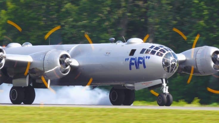 FiFi Brake Malfunction During Landing | World War Wings Videos
