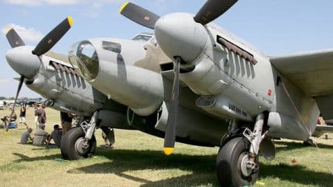 Big Old WW2 WAR AIRPLANE ENGINES Cold Start | World War Wings Videos
