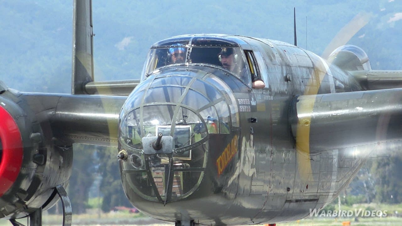 B-25: SPECTACULAR SOUND & 4K footage! "Tondelayo" - World War Wings