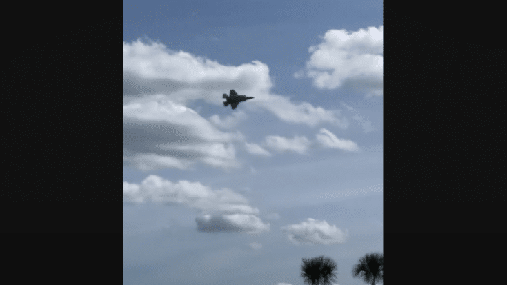 F-35A Demo Team Shows Off At Sun ‘n Fun 2023 | World War Wings Videos