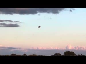 F-22 Raptor Going Nuts at Oshkosh Air Show