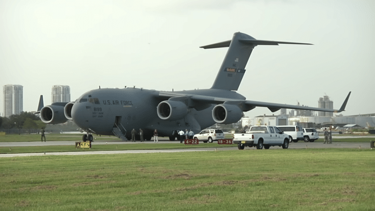 Huge C-17 Lands At Wrong Airport | World War Wings Videos