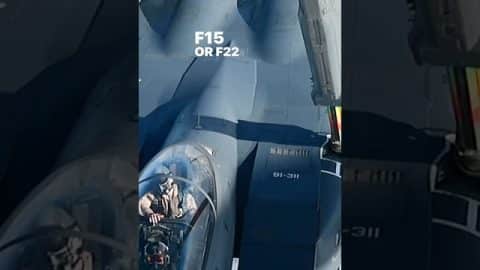 F-22 or F-15: Which one would you choose? | World War Wings Videos
