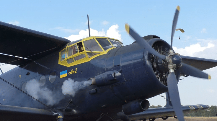 Retro Antonov An-2’s Smoky Radial Engine Start Up | World War Wings Videos