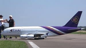 World’s Largest RC Airbus A380 Wows at HORIZON AIRMEET