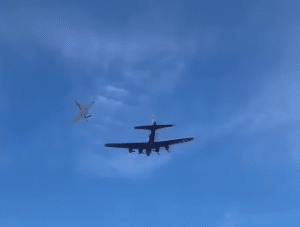 Watch Mid-Air Collision of Two Military Planes at Dallas Air Show