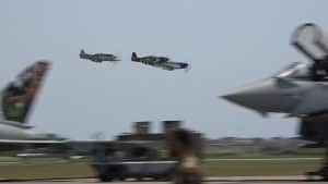 3 Mustangs Fly Over Italy V12 Merlin Sounds!