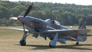 Yak 3 Awesome V12 Sound!