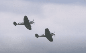 Watch Awe-Inspiring Sound of a Spitfire Formation and Tail Chase
