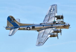How Two B-17s Somehow Piggybacked After a Mid-Air Collision in WWII