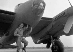 The Unbelievable WWII Story of The Pilot Who Flew 600 Miles Without Fuel
