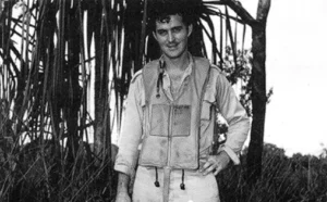 Downed WWII Pilot Survives 8 Months in Papua New Guinea Jungle, Saved by Brave Villagers — Later Builds School to Thank Them